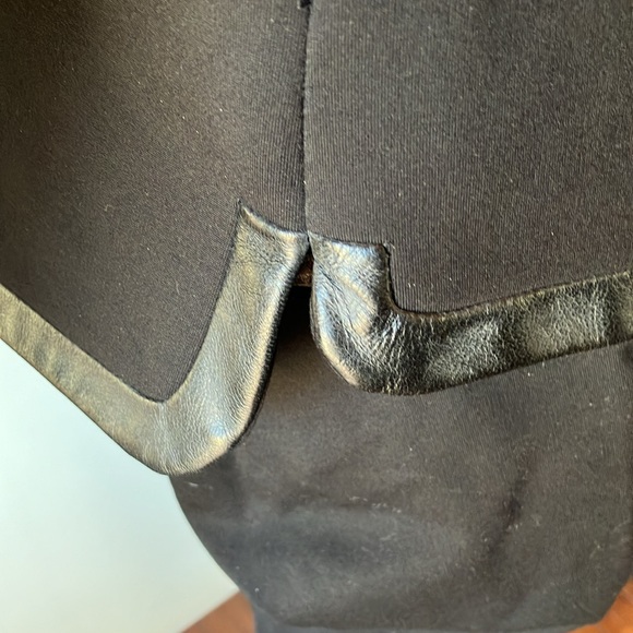 Danier bomber jacket with leather details - Picture 8 of 8